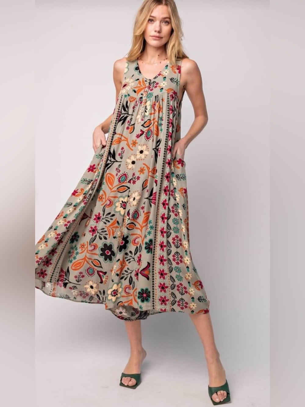Easel Los Angeles Green Floral Wide Leg Jumpsuit Womens Small Boho Sleeveless